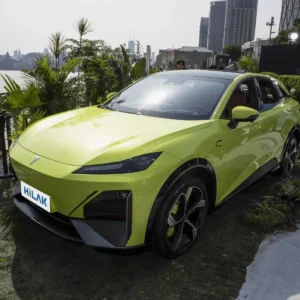 A Deepal S7 yellow electric car parked on the lawn