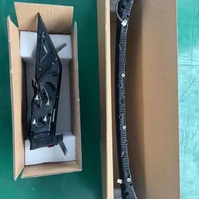 HA2HE-4107300 BYD Qin PLUS center and rear taillights